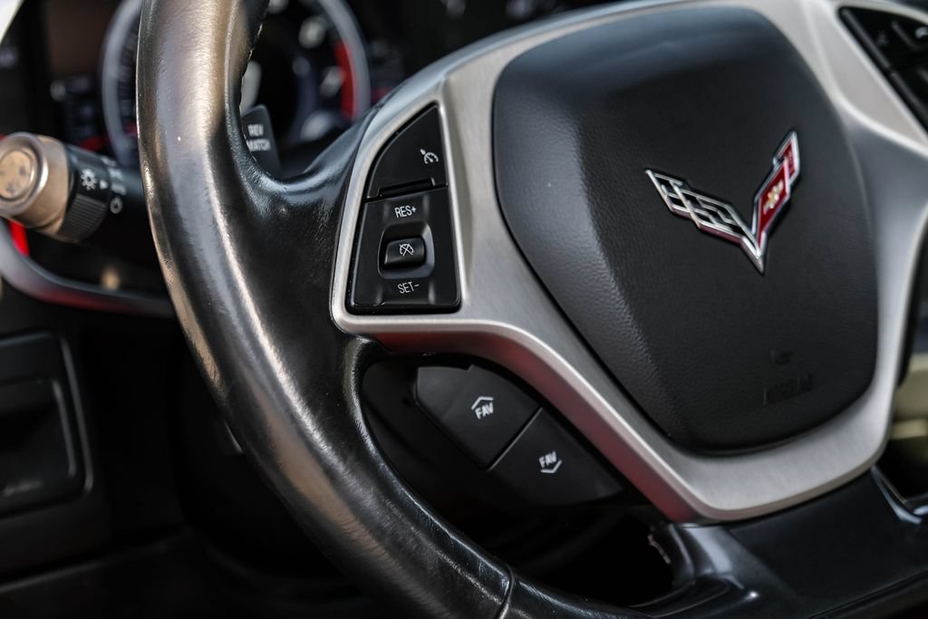 Used 2016 Chevrolet Corvette Stingray Coupe RWD image 14