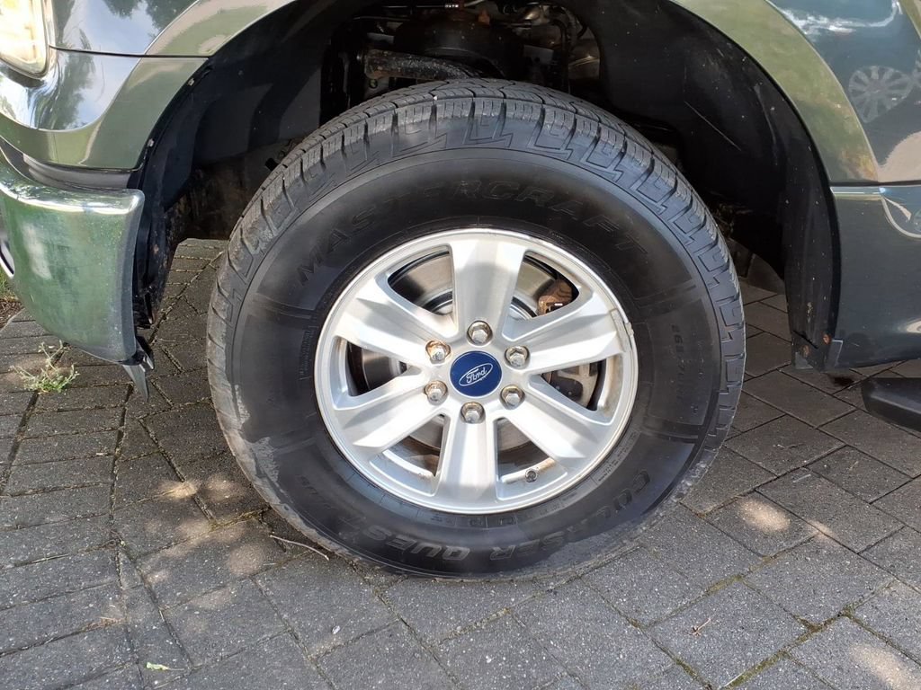 Used 2015 Ford F150 XLT AWD/4WD image 6