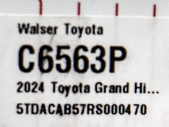 Used 2024 Toyota Grand Highlander AWD Hybrid image 29