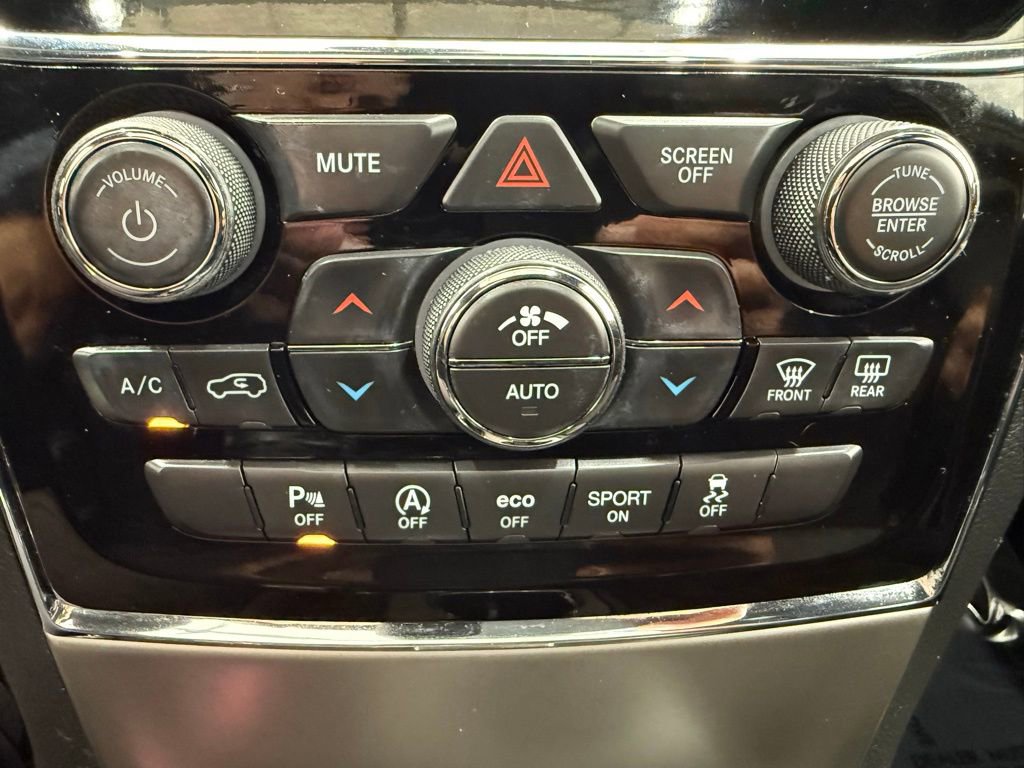 Used 2020 Jeep Grand Cherokee Altitude image 38