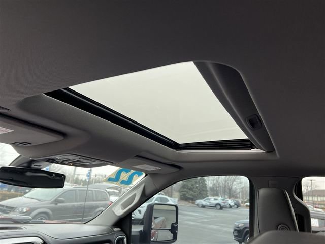 Certified 2022 Chevrolet Silverado 2500 LTZ w/ LTZ Convenience Package image 21