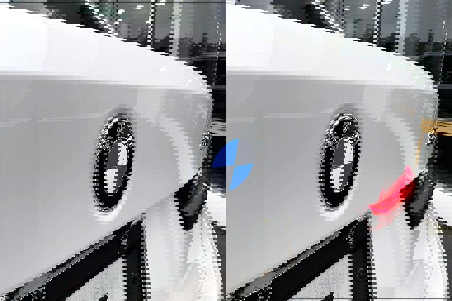 Certified 2024 BMW 330i Sedan w/ Premium Package image 30