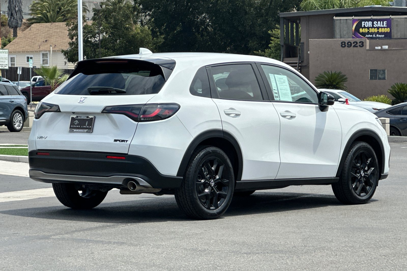 Used 2024 Honda HR-V Sport image 3
