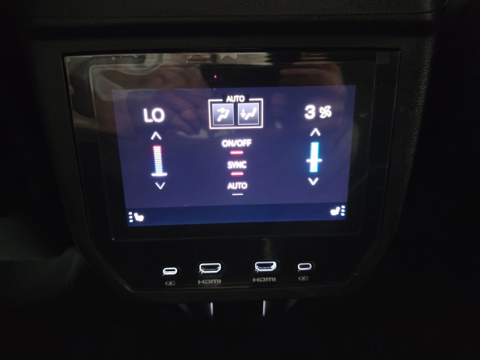 Used 2025 GMC Yukon AT4 Ultimate image 25