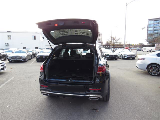 Certified 2021 Mercedes-Benz GLC 300 4MATIC w/ AMG Line image 31