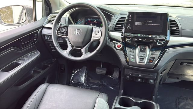 Used 2023 Honda Odyssey Touring image 15