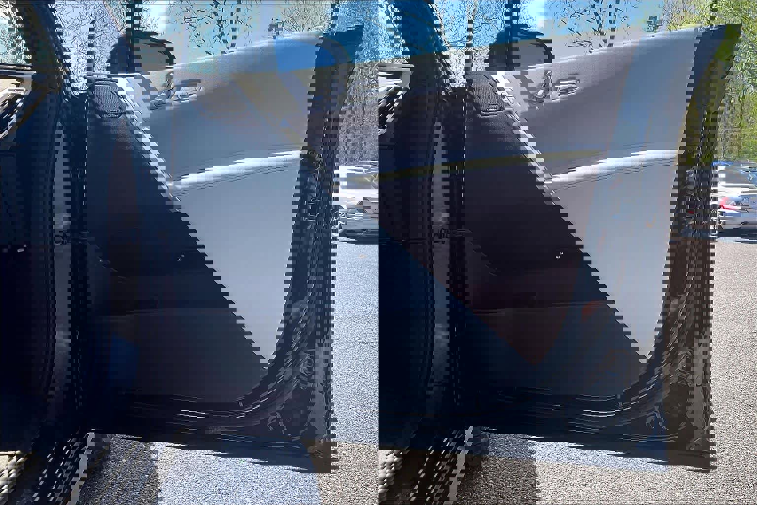 Certified 2024 BMW iX xDrive50 w/ Premium Package image 24