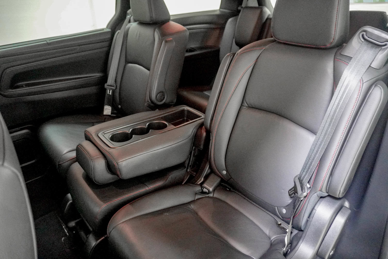 Used 2026 Honda Odyssey Sport-L image 37