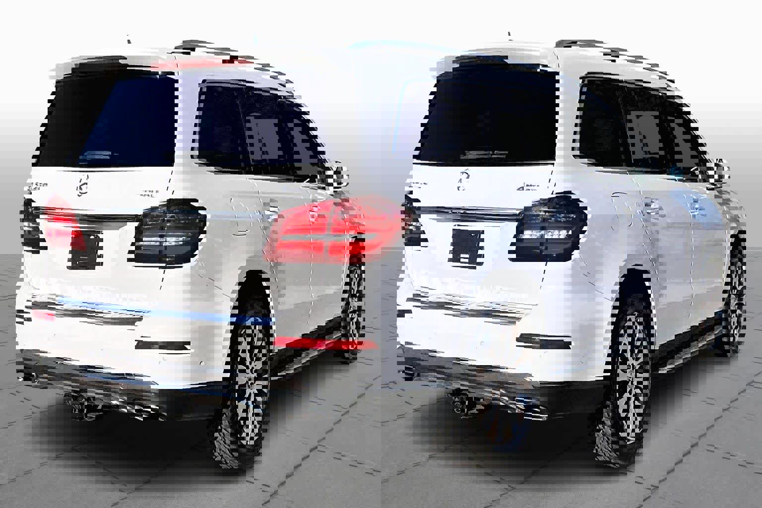 Used 2019 Mercedes-Benz GLS 450 4MATIC image 13