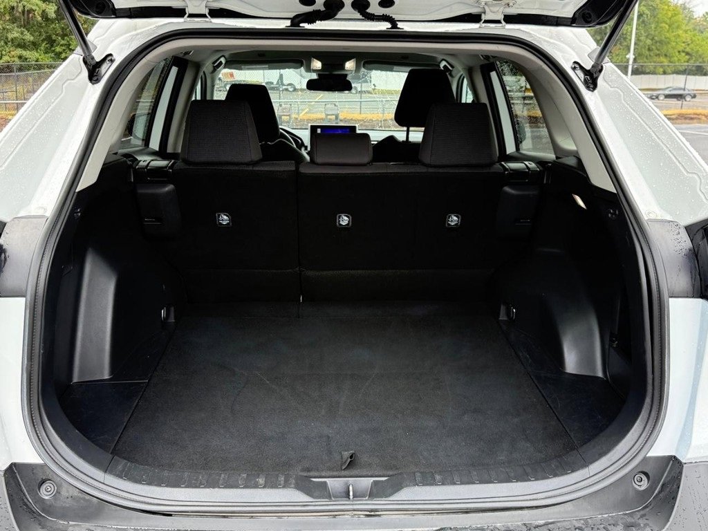 Certified 2024 Toyota RAV4 LE image 4
