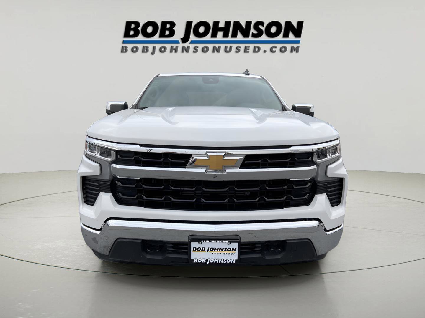 Used 2024 Chevrolet Silverado 1500 LT image 2