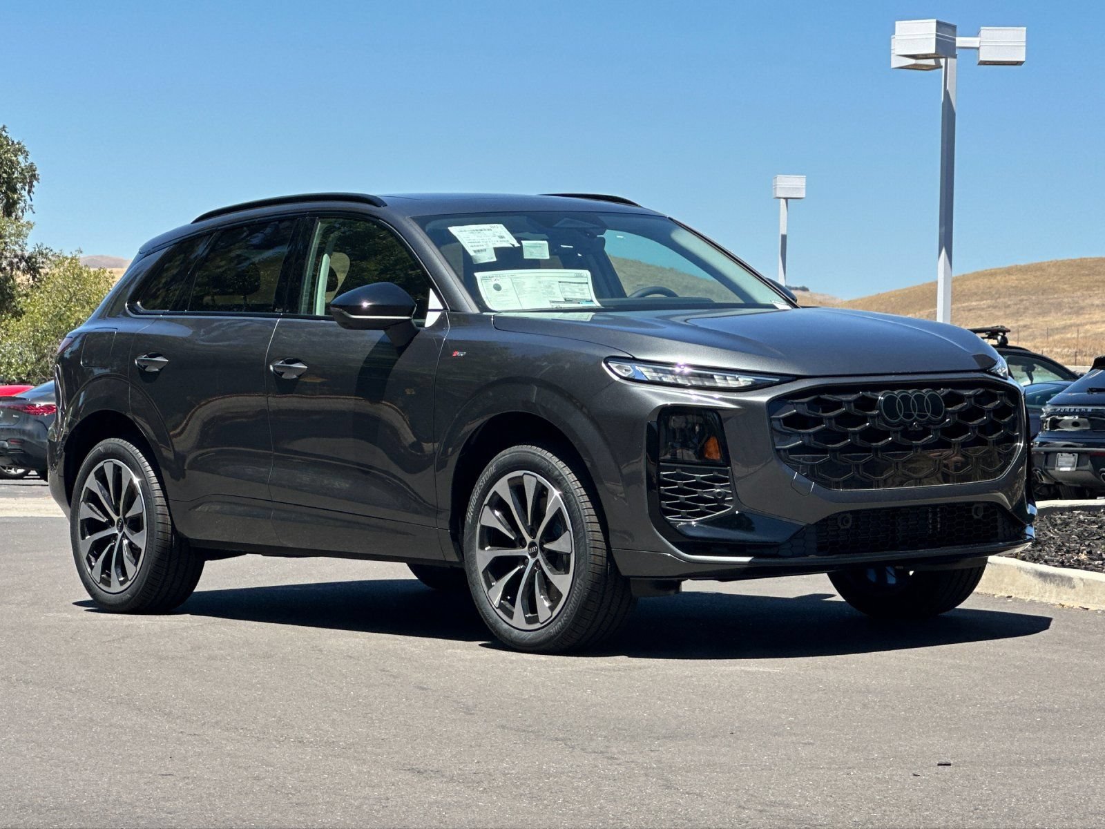 New 2026 Audi Q3 quattro 2.0T AWD/4WD image 8