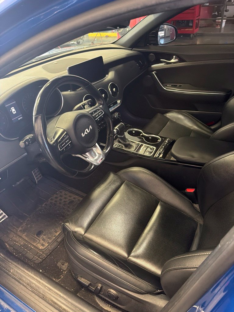 Used 2022 Kia Stinger GT-Line w/ Sun & Sound Package AWD/4WD image 2