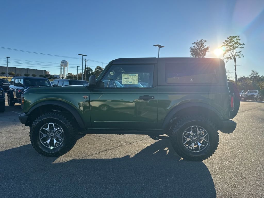 New 2025 Ford Bronco Badlands image 6