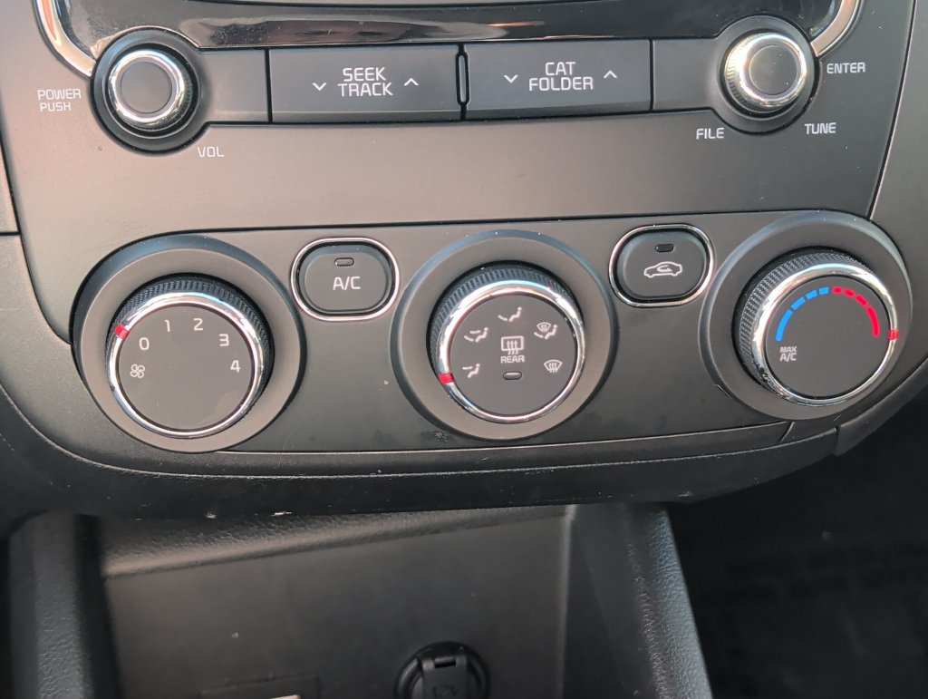 Used 2018 Kia Forte LX w/ LX Rear Camera Package FWD image 19