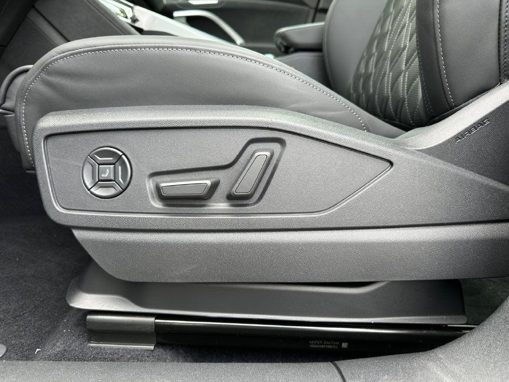 New 2026 Audi SQ5 Premium Plus AWD/4WD image 33