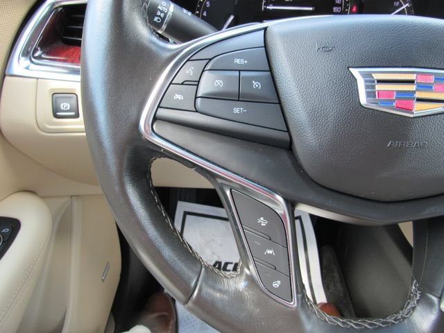 Certified 2019 Cadillac XT5 Luxury FWD image 18