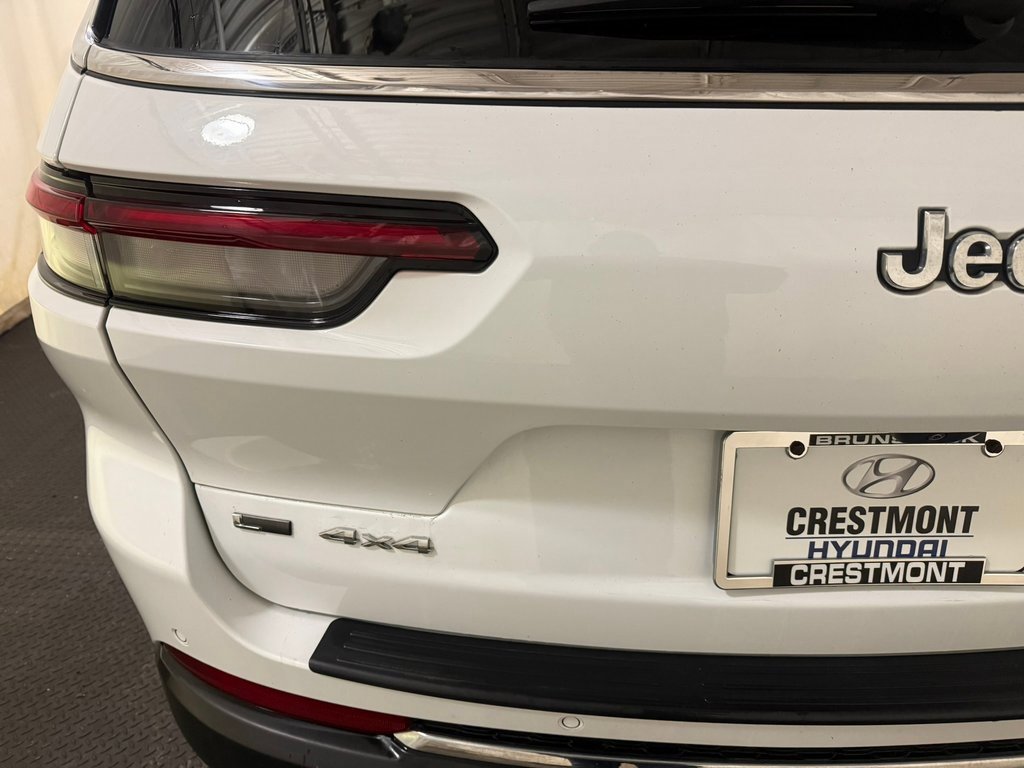 Used 2022 Jeep Grand Cherokee L Limited image 10