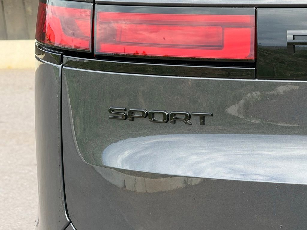 New 2026 Land Rover Range Rover Sport Dynamic SE AWD/4WD image 38