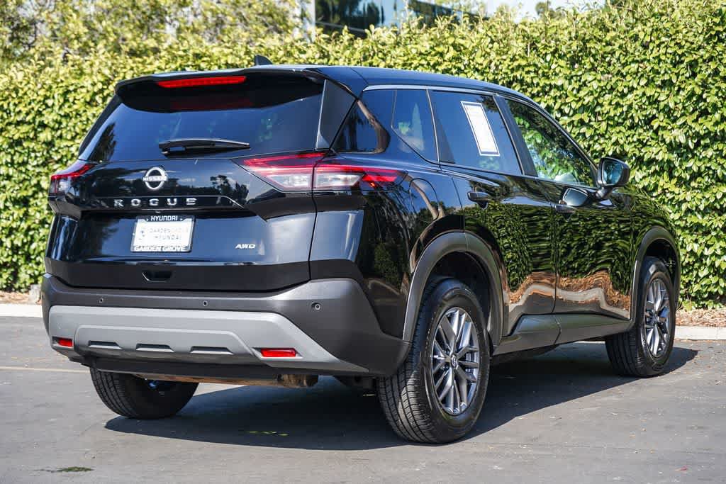 Used 2023 Nissan Rogue S AWD/4WD image 6