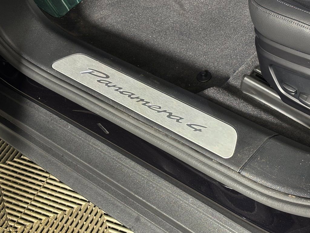 Certified 2026 Porsche Panamera 4 AWD/4WD image 17