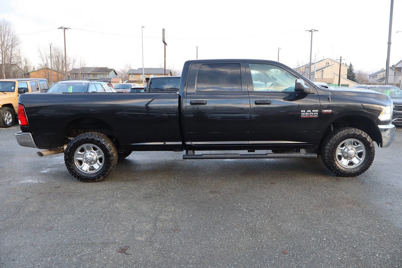 Used 2018 RAM 3500 Tradesman w/ Chrome Appearance Group image 7