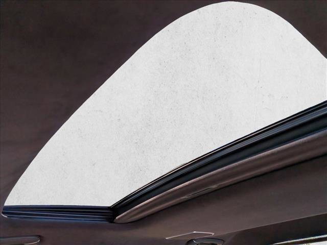 Used 2020 Genesis G90 5.0 Ultimate image 15