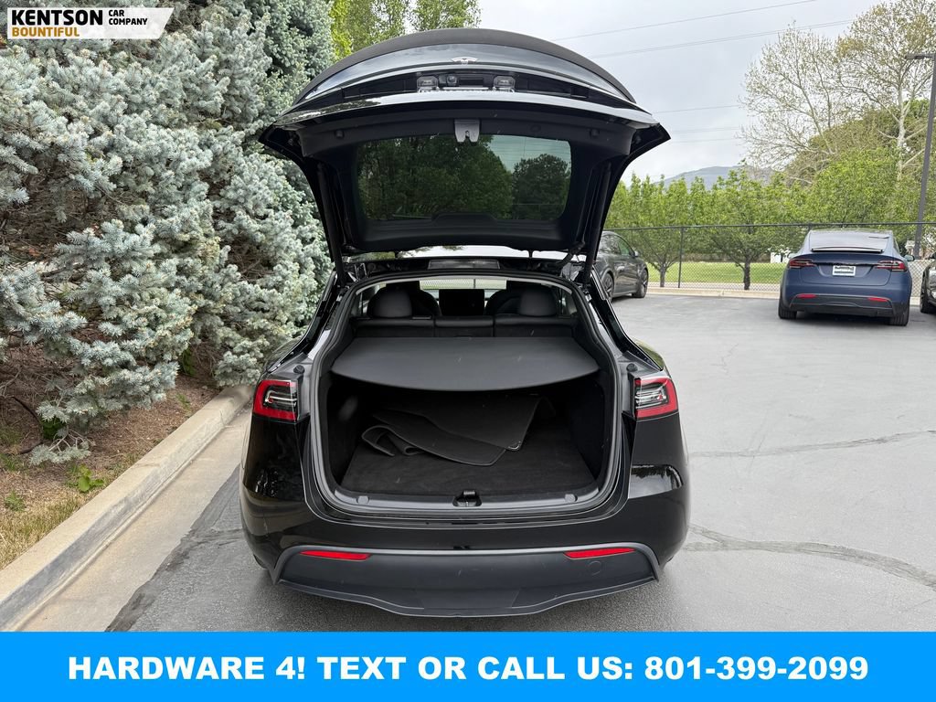 Used 2023 Tesla Model Y Performance AWD/4WD image 33
