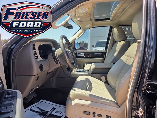 Used 2017 Lincoln Navigator L Select AWD/4WD image 12