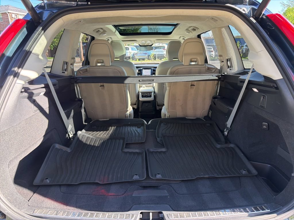 Used 2024 Volvo XC90 T8 Ultimate w/ Lounge Package AWD/4WD image 28
