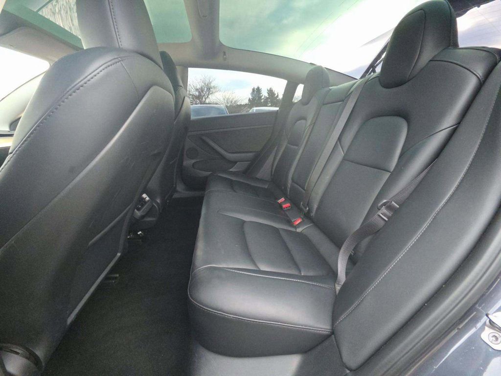 Used 2023 Tesla Model 3 Standard Range image 13