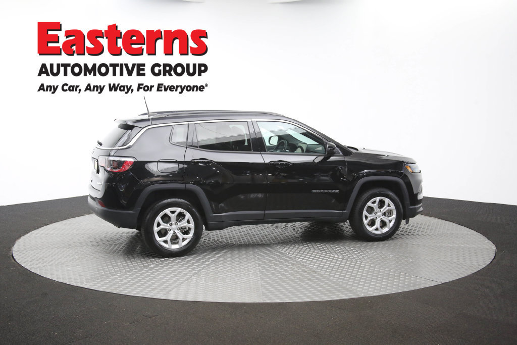 Used 2024 Jeep Compass Latitude AWD/4WD image 45