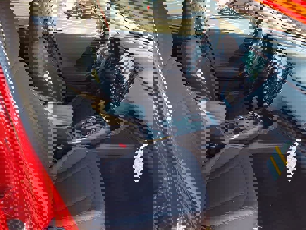 Certified 2025 Subaru Crosstrek 2.0i Premium image 18