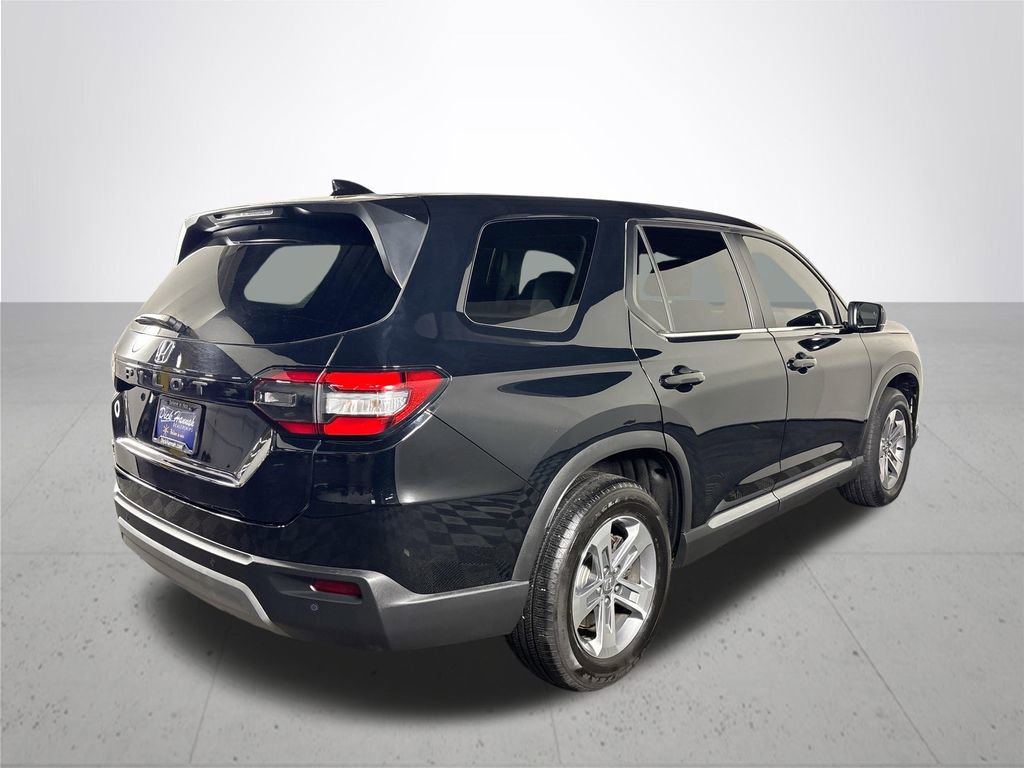 Certified 2025 Honda Pilot EX-L image 7