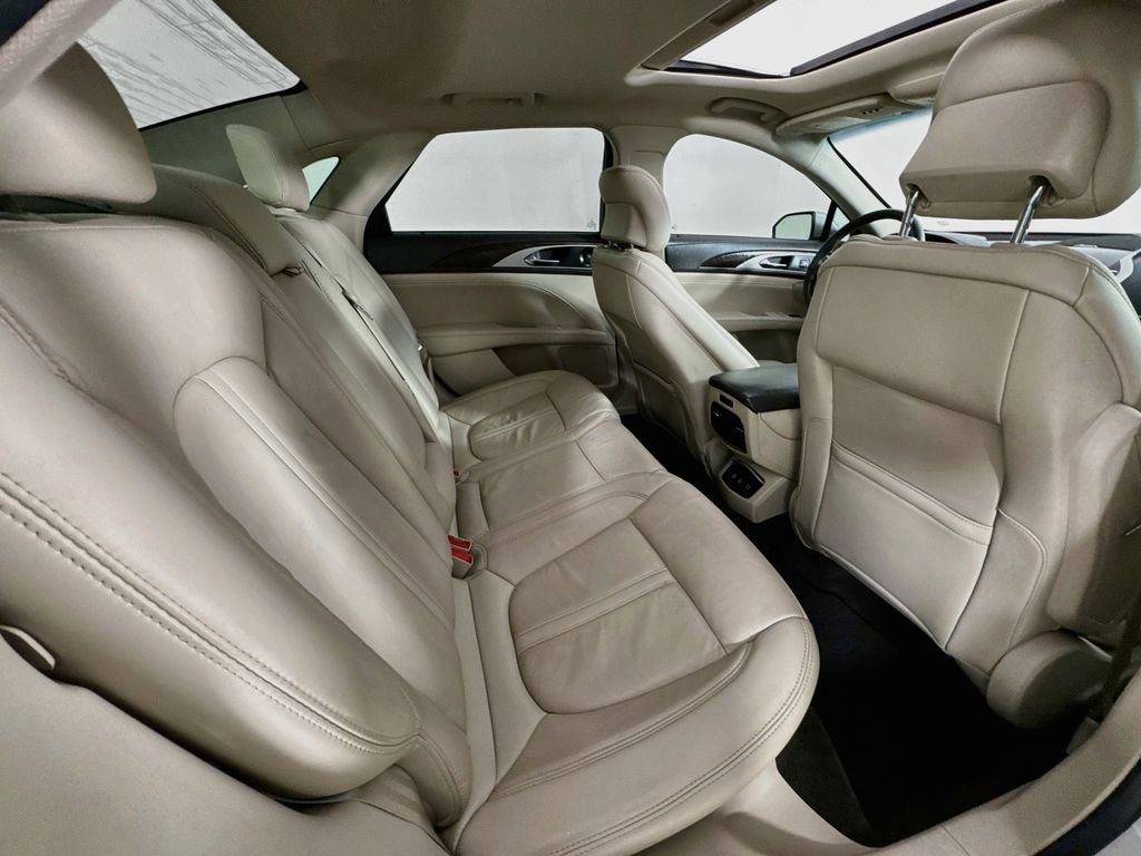 Used 2019 Lincoln MKZ Reserve w/ Reserve Plus Package FWD image 34