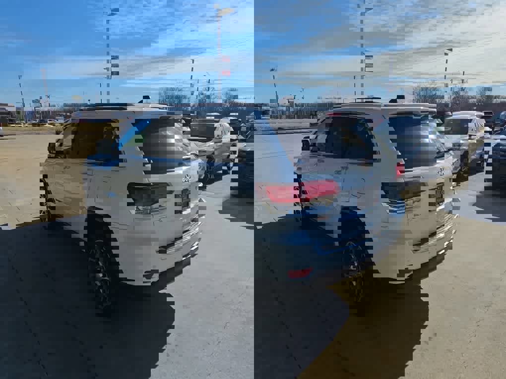 Used 2021 Jeep Grand Cherokee Limited image 6