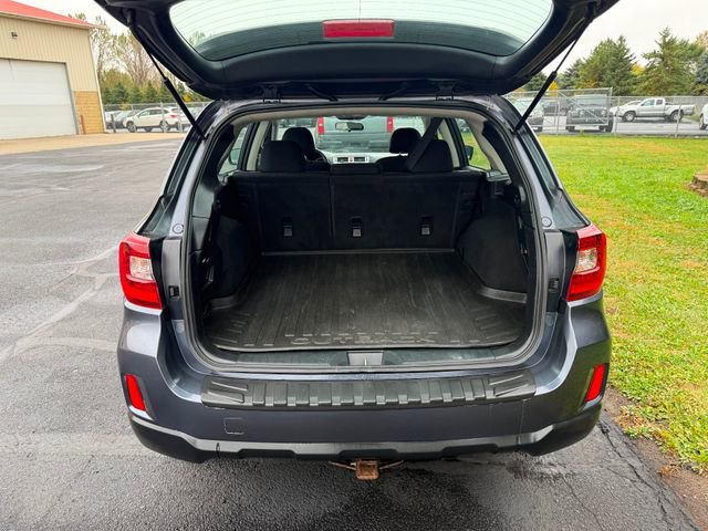Used 2015 Subaru Outback 2.5i image 3