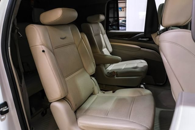 Used 2021 Cadillac Escalade ESV Sport Platinum RWD image 37