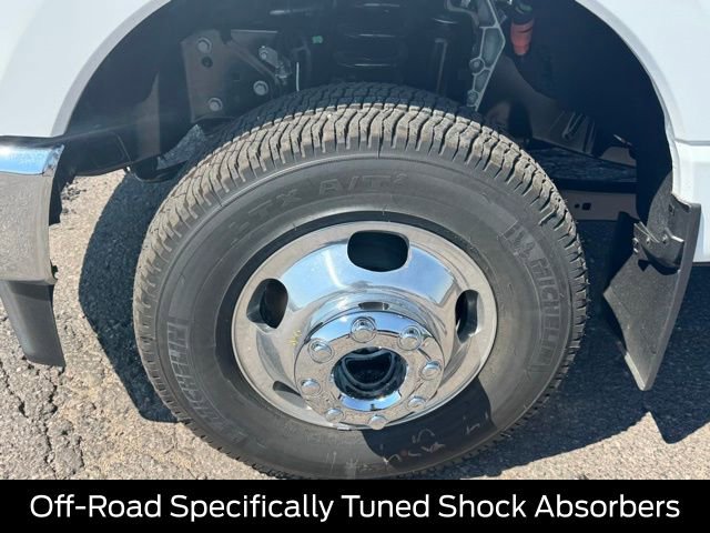 New 2025 Ford F350 Lariat w/ Lariat Ultimate Package image 10