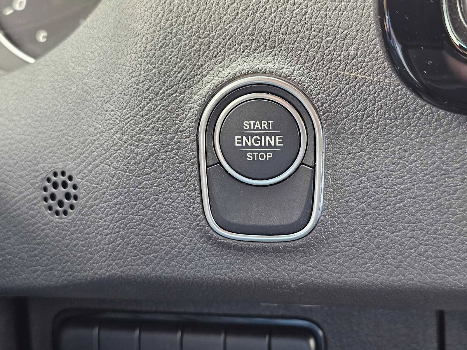 Used 2025 Mercedes-Benz Sprinter 2500 image 30