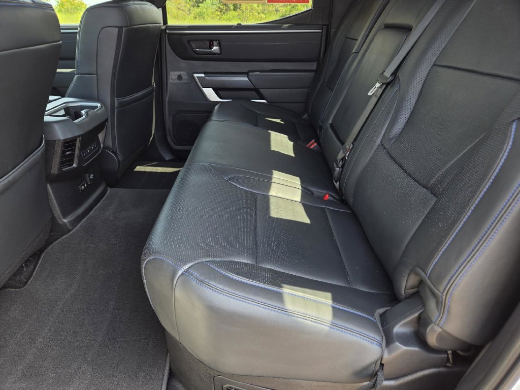 Used 2025 Toyota Tundra Platinum AWD/4WD image 39