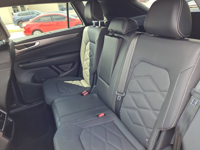 Used 2024 Volkswagen Atlas Cross Sport SE image 21