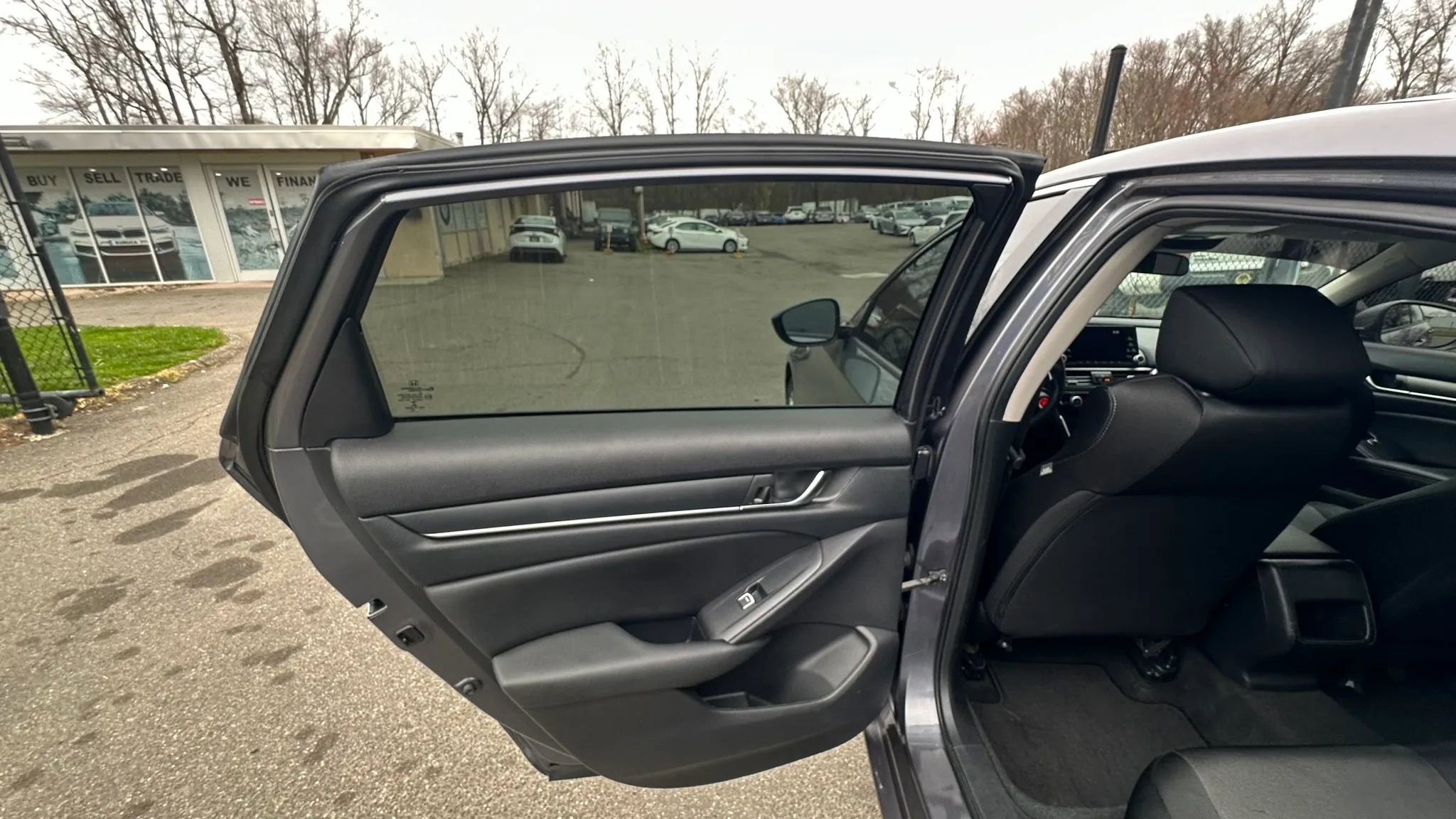 Used 2020 Honda Accord LX image 23
