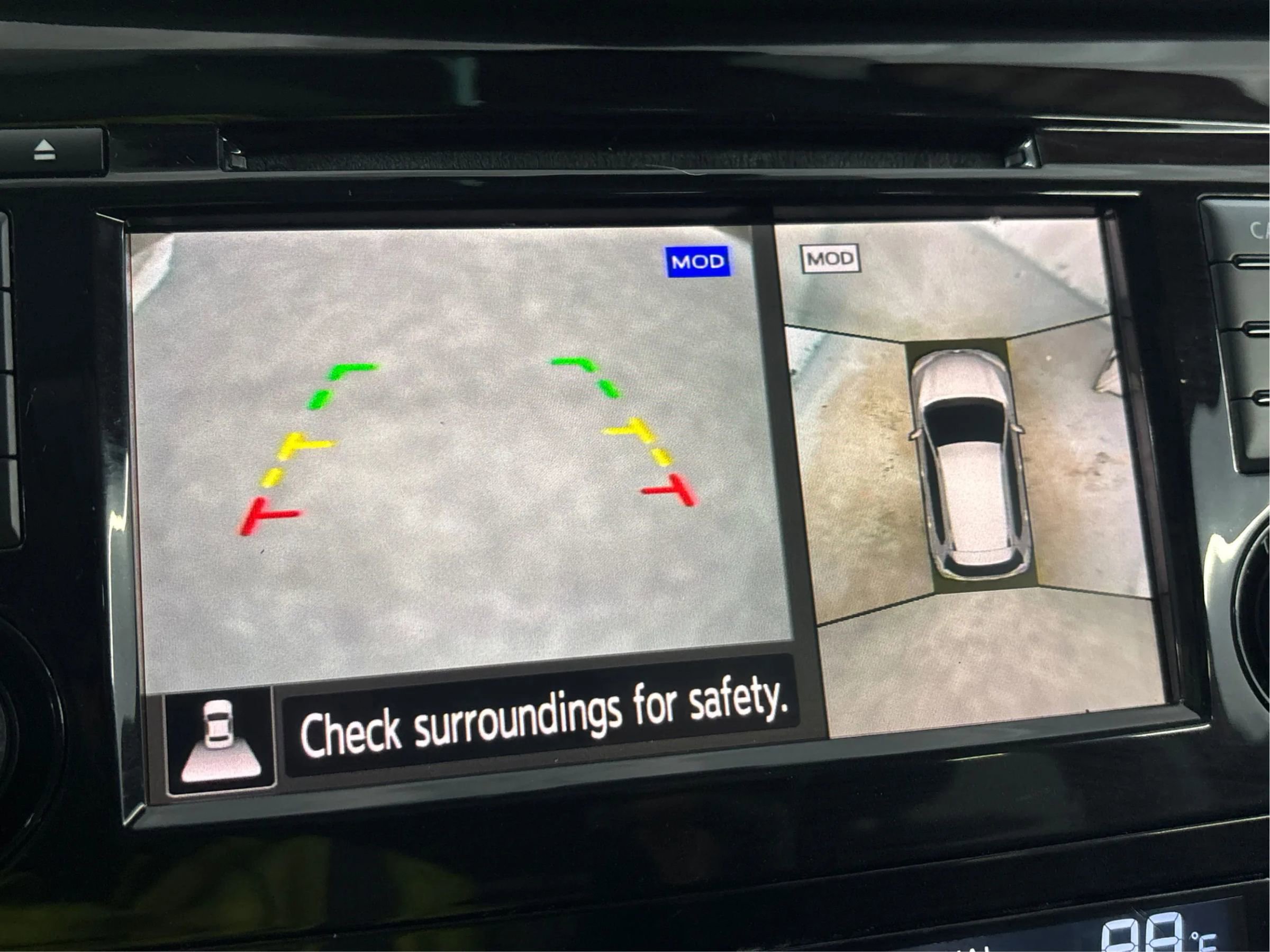 Used 2019 Nissan Rogue SL w/ Premium Package image 38