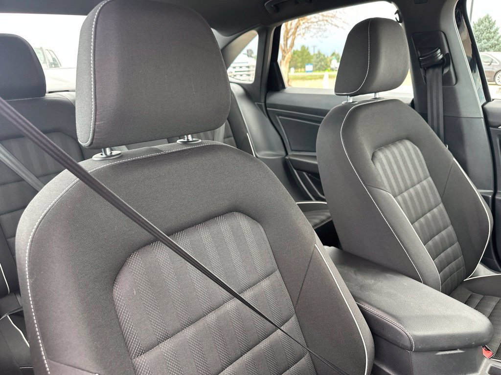 Used 2022 Volkswagen Jetta Sport FWD image 30