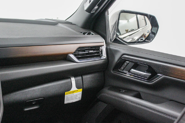 New 2026 GMC Yukon Denali w/ Sun & Power Step Package AWD/4WD image 24