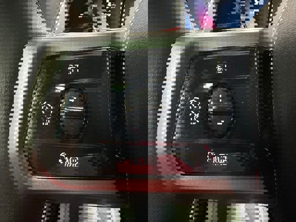 Used 2025 BMW X3 xDrive30i w/ M Sport Package image 19