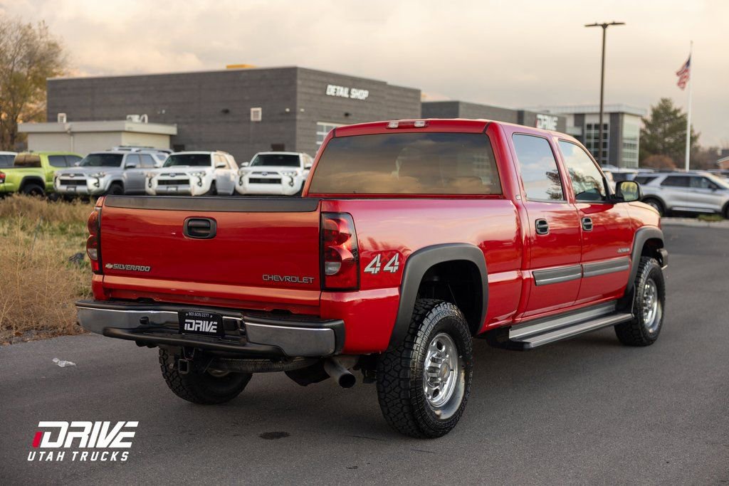 Used 2004 Chevrolet Silverado 2500 LS w/ Skid Plate Package image 9