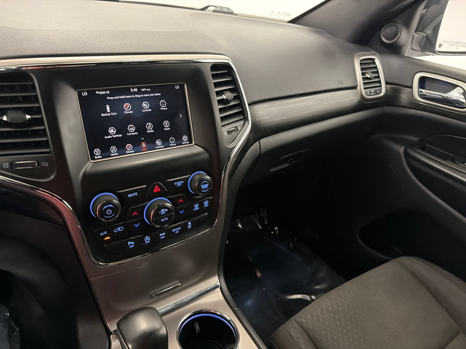 Used 2021 Jeep Grand Cherokee Laredo AWD/4WD image 20