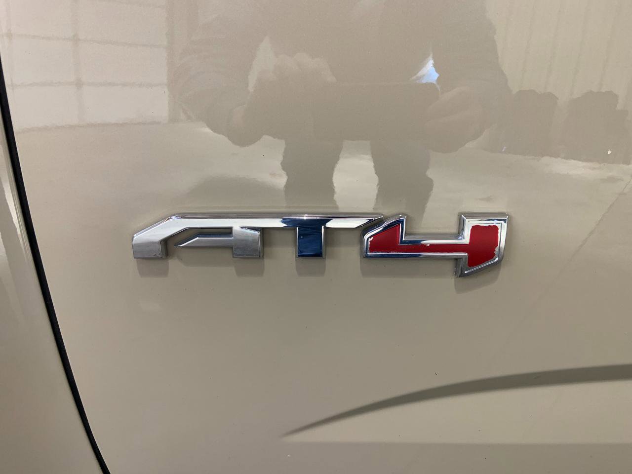 Used 2021 GMC Canyon AT4 w/ Trailering Package image 4